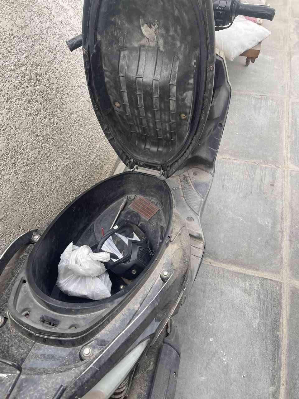 السلام عليكم سكنس للبيع تاخذها كوم حديد ‏أخذتها ‏ ‏فيتر ￼يكول ￼ناقصها بس سبرنكه مال هندي ولفات الشراء يجي خاص مو شراي لا يراسلني ولا يسأل يعني تأخذها كوم حديد تفيدك تعال راسلني واتس *********** السعر 500 قفل قفل ￼￼￼￼￼￼
