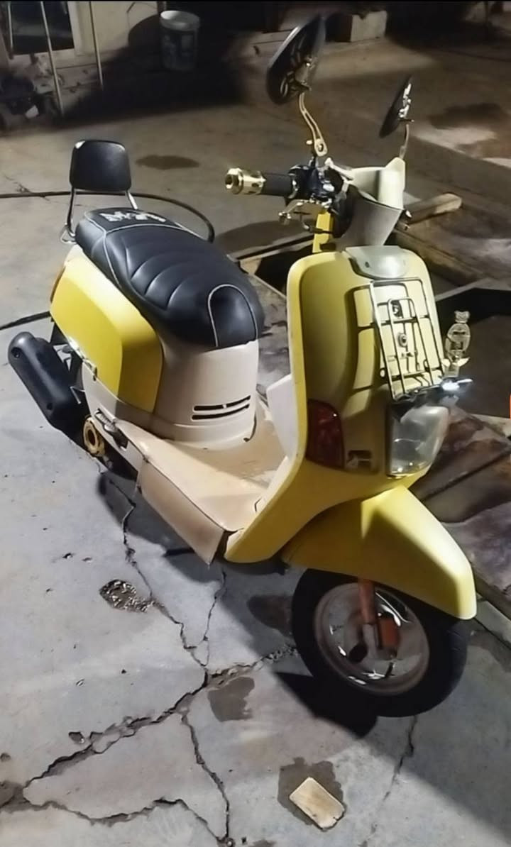 بوليس🍋كفاله عامه شغاله منطول لطول مابيها نقص برغي واحد متاح أو مراوس بعدله ناشفه مع فرق نطايح ماريد مكان فلكه سلمان باك ***********
