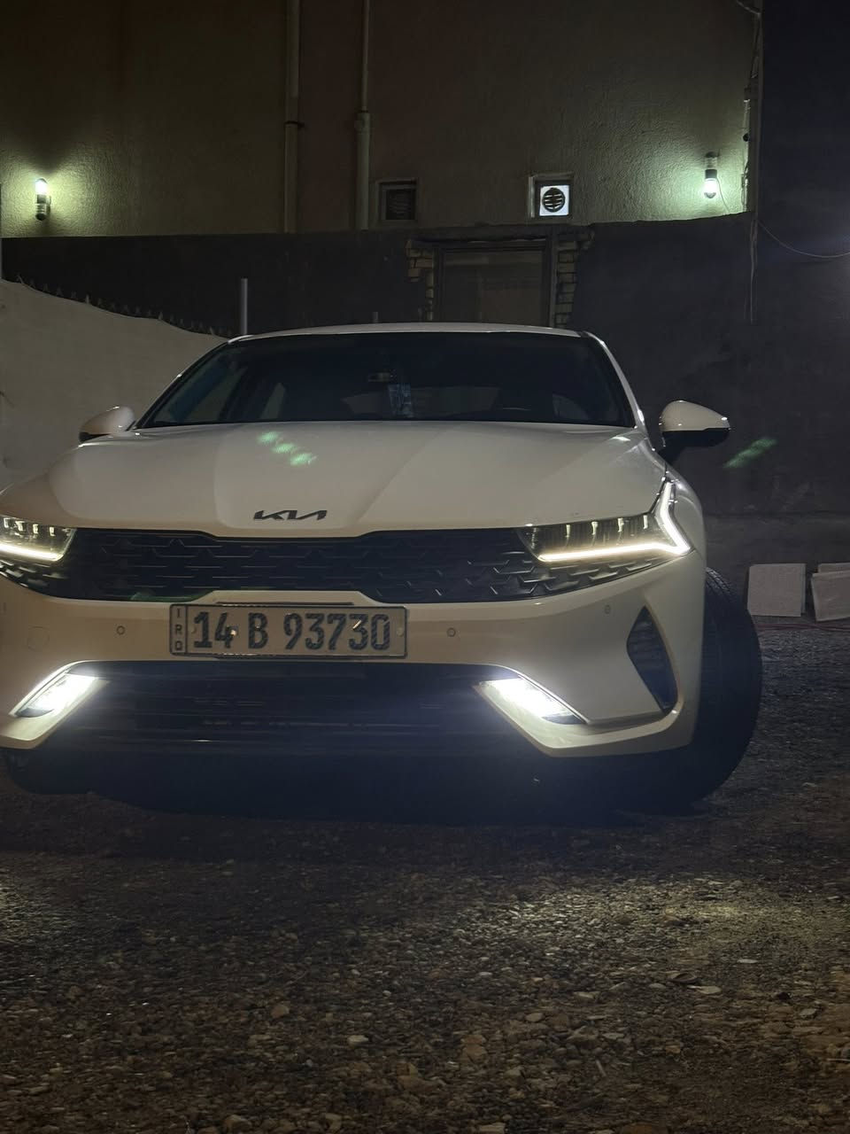 السلام عليكم K5 2023 خليجي
• تشغيل بصمة
• دخول ذكي
• تشغيل عن بعد
• مقاعد جلد
• تحكم استيرن
• حساسات
• مثبت سرعة
LED اضاءه •
مانع انزلاق حساسات اطار
.هاند بريك رجل
ABS نضام •
• شاشه اعطال
• ويل كب كروم
•مقعد السائق كهربائي
• نضام قياده أيكو + سبورت +سمارت +نورمال
•اوتو بريك
• تدعم نظام الكار بلي
aux + usb + بلوتوث •
محرك 2000دوش المرغوب
ماشيه 20 الف
سياره باسمي تحويل ثاني رقم بصرة ***********
