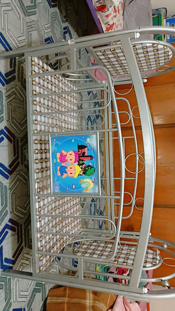 السلام عليكم 🌸
جربايه طفل لحد عمر ٥ أو ٦ سنوات يكفي
نظيفه كلش استعمال قليل 
السعر ٦٥ 
🌹🌿


**إذا كنت صاحب هذا الإعلان وتريد حذفه لأي سبب، رجاءا أرسل رسالة إلى الدعم الفني**