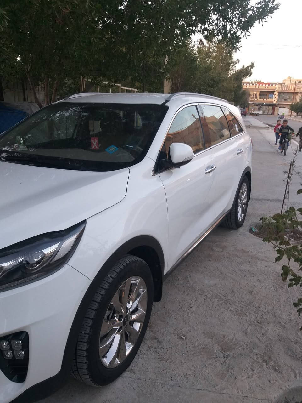 سورنتو 2019 
6 سلندر 
محرك 3600
ماشية 85
رقم ديالى 
كاميرا خلفية 
كشنات امامية كهربائية 
خالية من الضربة والتبديل 
رقم ديالى 
سنوية جديدة 
السعر 250 او بيها مجال


**إذا كنت صاحب هذا الإعلان وتريد حذفه لأي سبب، رجاءا أرسل رسالة إلى الدعم الفني**