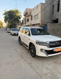 لاندكروزر • ٢٠٢١ • باسمي