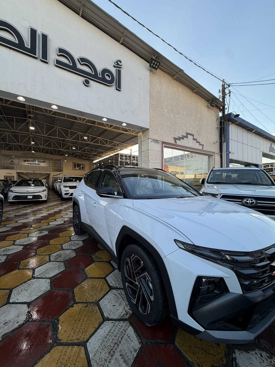 #امجد_الحسني_لتجارة_السيارات

‏HYUNDAI TUCSON2025 

➖ ضمان شركة هونداي الاولى ✔️
ماشيه. 16 الف 

➖ تشغيل بصمة وتشغيل عن بُعد
➖ كراسي أمامية كهربائية
➖ جنطة كهربائية
➖ مانع اصطدام خلفي + رادار
➖ المراية تعتيم ذاتي
➖ ويل كب قياس 19
➖ حساسات أمامي وخلفي
➖ شاشة متصلة حديثة
➖ كاميرا 360  
➖ داخلية Black Piano فخمة
➖التحكمات الداخلية بجميع الأزرار لمس 
➖ شاحن تلفون واير ليس
 ➖تبريد مقاعد امامية

متوفرة جيمع الالوان القمارة الحديد والبانوراما 🔴
متوفرة حالياً للبيع نقداً فقط

📞 للاستفسار أكثر الاتصال على الرقم 
***********

***********

📍 بغداد – معارض البياع – الشارع الثاني
