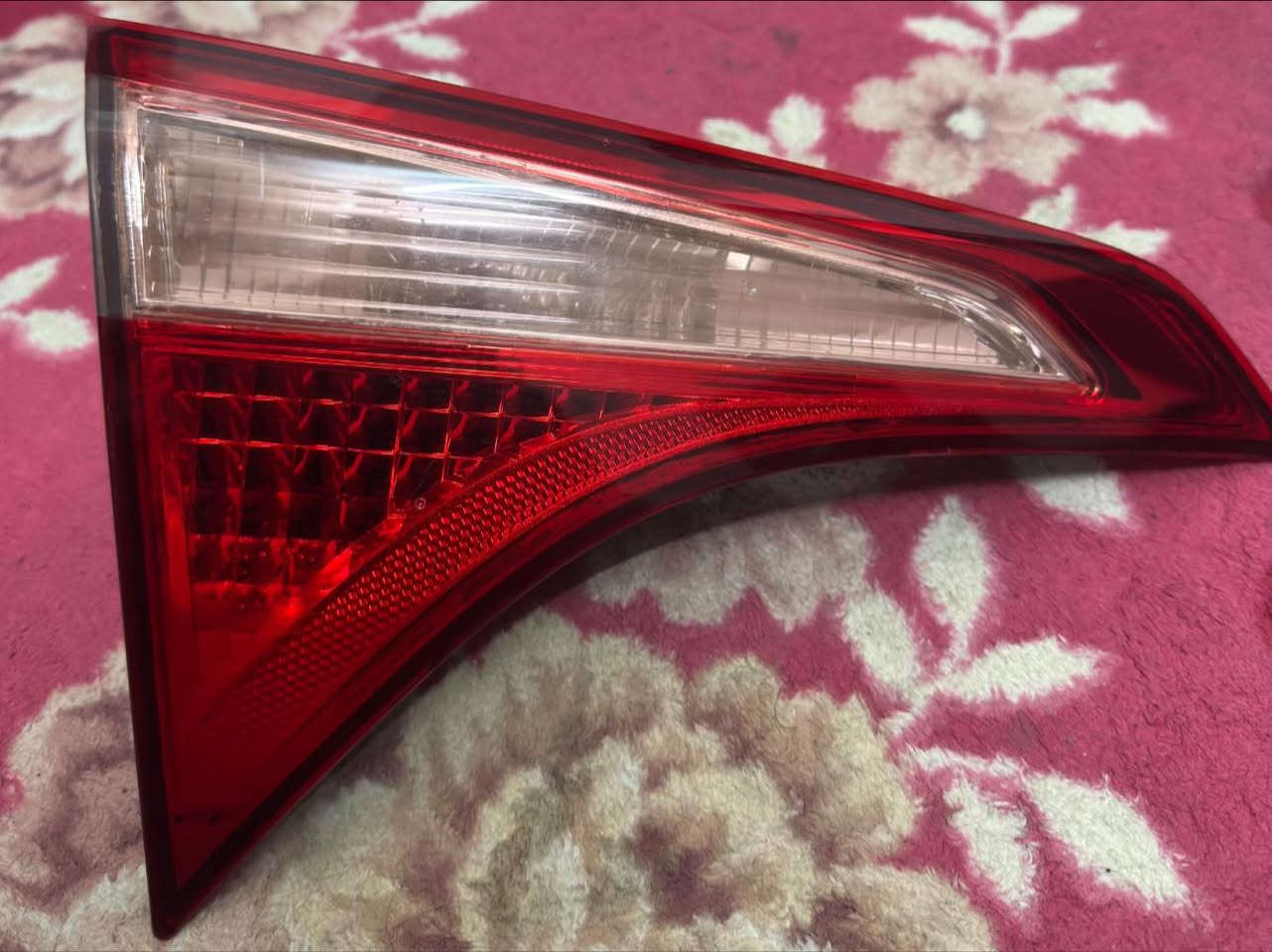 السلام عليكم بك لايت كورلا اصلي ختم مال LEيرهم١٧  ١٨ ١٩ جهه اليسره واتساب***********
