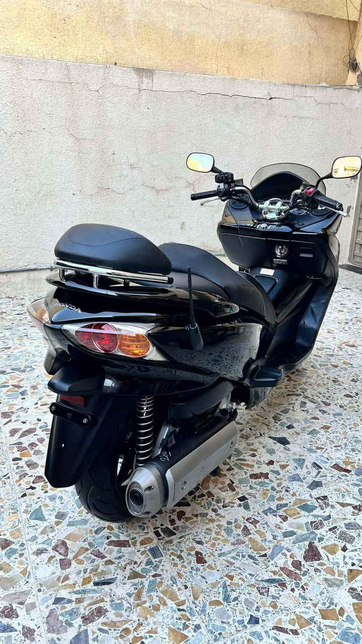 فورزه MF صفر 10 S7 فول مواصفات جديده لوك  وكاله شركه  نظافة 💯بل 💯  لون مميز اسود ملكي فول   المواصفات 
7 كير 4 تحويلات +S7
مسجل راديو 📻 بلاد 
نظام سبورت +اوتمواتيك 
نظام GBS تتبع طرق 
تحكم ستيرن
بصمتين  +سويجين طوارئ 
اوكس موبايل 📱 
تجوه سبايدر خلفي 
عدة الشركه +كتلوكات الشركه 
سايد بريك +كلوب جنطه 
ستاند حساس 
المسافه المقطوعه 42 ألف حقيقي 
الدراجه بحاله الوكاله بعدهه،، ديوانية قضاء البدير السعر خاص,,***********
