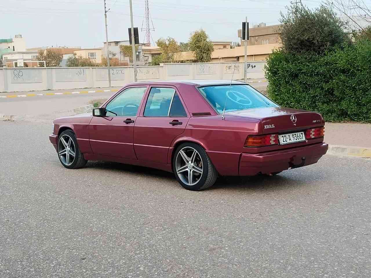 مارسيدس 190 طيارين موديل 90 محرك محورة ونجي رقم اربيل جديد دولي سنوية جديد الغاية 2030 بسمي شرط تحويل وكالة قواعد دبلات سليمة صبغ عام فقط لجمالية بدون خياس بدون ضرب تبريد ثلج ABS جام كهرباء سنترلوك كهربائية شغالة  سعر 57 بي مجال مكاني كركوك ***********
