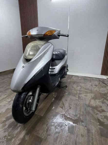 السلام عليكم للبيع بريز منشى { ياباني } الدراجه بحالت الوكاله جديده كلش كهربايات كلها شغاله تايرات جدد الكفرات كلها ختم واحد شلعه ومعدل كلش حلوه نكره سلف بكل وكت الدراجه اخت الرمبه جيب فيتر وتعال افحص برغي مبدل بيها السعر 700 وبيها مجال قليل ( بغداد الكريعات )***********
