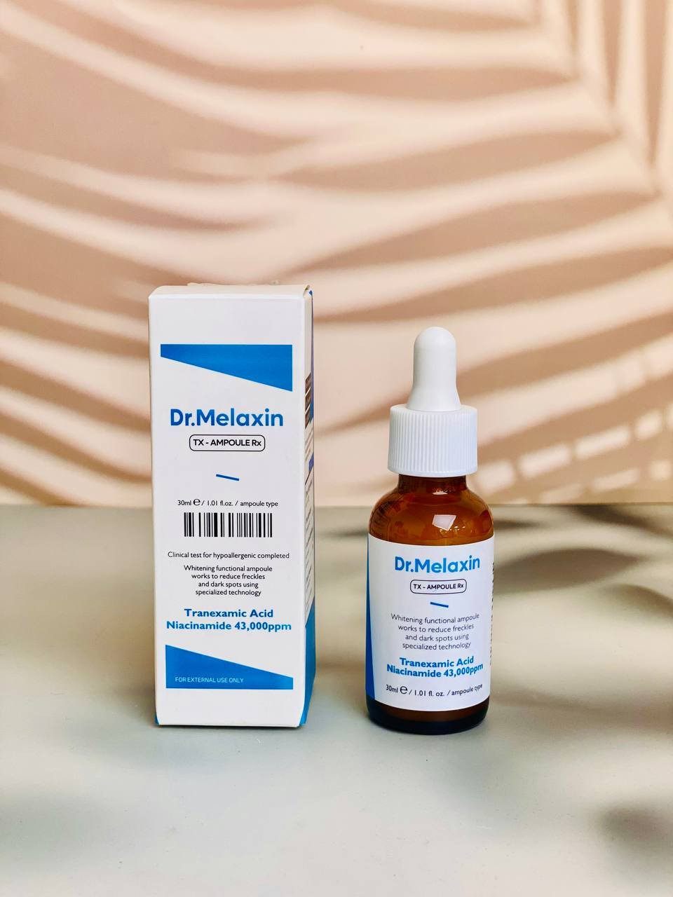 Dr.Melaxin TX-Ampoule Rx
  أمبول علاجي مركّز لتفتيح البشرة وتوحيد لونها:

سيروم دكتور ميلاكسين يحتوي على 43,000 جزء في المليون من النياسيناميد مع حمض الترانيكساميك، وهما مكوّنان فعّالان في تقليل التصبغات.
يساعد على تفتيح البشرة وتقليل مظهر النمش والبقع الداكنة وآثار الشمس.
يعزّز صفاء البشرة ويمنحها مظهرًا أكثر إشراقًا وتجانسًا مع الاستخدام المنتظم.🔥
يأتي بحجم 30 مل (1.01 أونصة سائلة) مناسب للاستخدام اليومي.
مختبَر سريريًا ولطيف على البشرة، ولا يسبب الحساسية.✨
✨ مناسب لمن يعاني من التصبغات وعدم توحّد اللون، ويمكن دمجه بسهولة ضمن روتين العناية اليومي مع واقي شمس نهارًا.
المنشأ كوريا الأصلي🇰🇷 
يوجد خدمة توصيل لجميع محافظات العراق 🚘
#الجميع


**إذا كنت صاحب هذا الإعلان وتريد حذفه لأي سبب، رجاءا أرسل رسالة إلى الدعم الفني**