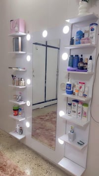 مرايا • للبيع • غرفة نوم