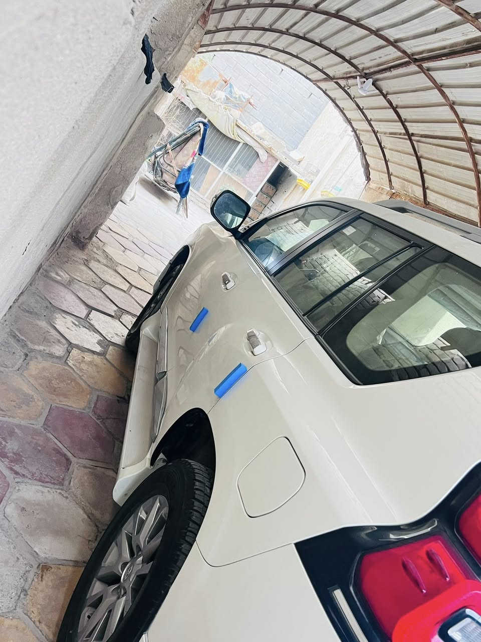 السلام عليكم سياره برادو مديل 2020
سياره مكفوله كفاله عامه. 
المواصفات 
TXL نوع 
6 سلندر 
7راكب 
فتحه سقف 
تبريد 3 قطع 
شاشه
السعر ب 426  
سياره بسمنه  رقم شمالي 
 العنوان / البصره الزبير 
الستفسار اكثر اتصال على الرقم 
***********
