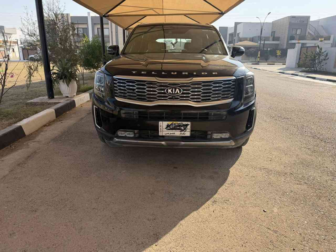 ◦	كيا تيلورايد sx اعلى فئه موديل ٢٠٢٠ فول مواصفات
◦ رادار امامي وخلفي..
 ◦ اربع كاميرات..
 ◦ حساسات امامي خلفي..
 ◦ اوتوا بريك امامي وخلفي..
 ◦ نقاط عمياء..
 ◦ تدفئه تبريد مقاعد..
 ◦ وباقي المواصفات الأساسية الي موجوده بكل التيلورايد..
 ◦ الضرر الصندوق الخلفي مع جزء من الجاملخ الخلفي..موجود رقم الشاصي للتأكد..
 ◦ السعر 👇👇
 ◦ للتواصل واتساب فقط
 ◦ ‏***********
