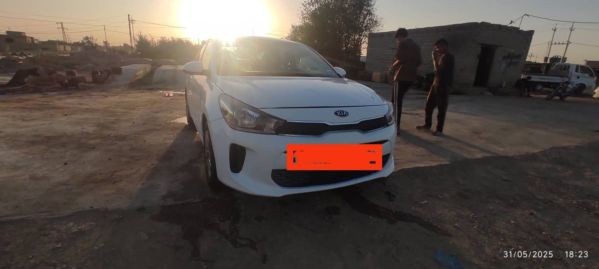 ريو 2019امريكي
كير At المرغوب 
ماشية 65الف ميل 
كير مكينه مكفول 
حادثها جاملغ وطرف بنيد
مكانها ديوانية 
ب105 وبيها مجال للشراي 
***********
