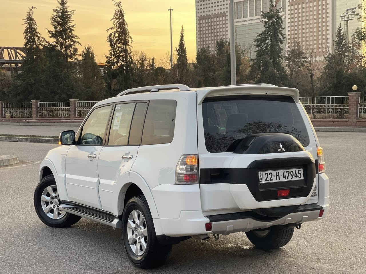 بسم الله الرحمن الرحيم
ارخص سعر ١٤٩ ورقة 💣💣🔥🔥

باجيرو ٢٠١٦ خليجي لون ثلجي نص مواصفات…. 

ماشية ١١٣ الف 
رقم و سنوي جديد تحويل مباشر 
محرك ٦ سلندر ٣٥٠٠ ممفتوح برغي 

ملاحظة// بيها ٣ مكان صغير صبغ بدون ارباك و بدون بارد بدون حالوب بدون تبديل… 

مواصفات// كويتيه 
فور ويل. مرايه كهربائي. ٧ راكب. تحديد سرعة. دبل گير. داخل ساج. بلاجكتور. زينون. تحكم ستيرن. .. 

محرك كير مكفول 
صدر حداديه تخم تايرات جديد 
سيارة جاهزة الحمدالله 

مكان سيارة اربيل// *********** واتس أب موجود ☎️☎️
