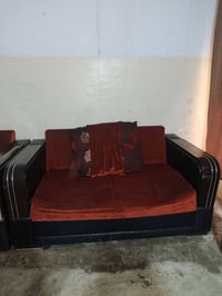 غنفات تكمه • ٨مقاعد • هيكل حديد قوي