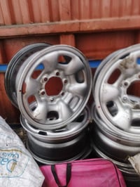 ئەم ویلانە بۆ فرۆشتن دوو تاقمە 07706194409