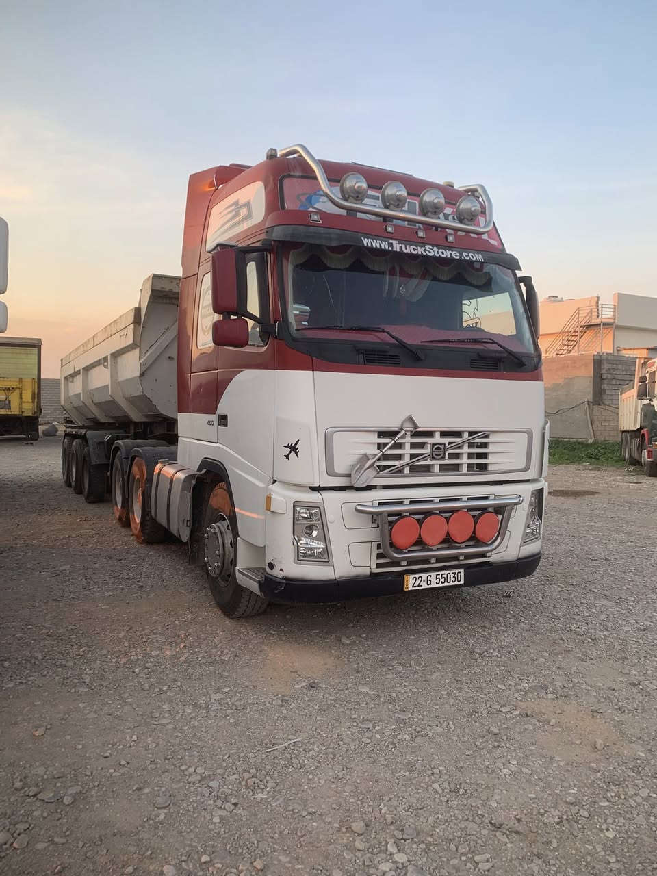 فالفو FH/460 تريلة نساف سكس ويل مجموعة شفت جوبلس كير عادي 3/3 بودي بابان 3 محاور دبل تاير مربوطة كاملة سنوية ورقم جديد سيارة مكفولة كفالة عامة وجاهزة للشغل وكير ومحرك واكسل وشاصي وقمارة بشرط 

موديل / 2002

السعر / 410$

اوقات الاتصال من ساعة 9:00 صباحاً حتى ساعة 8:00 مساءاً

***********

***********

***********

بأدارة / سفيان 

عنوان / كركوك معارض شارع المطار مقابل جسر واحد حزيران قرب محطة الانوار 

@إشارة
