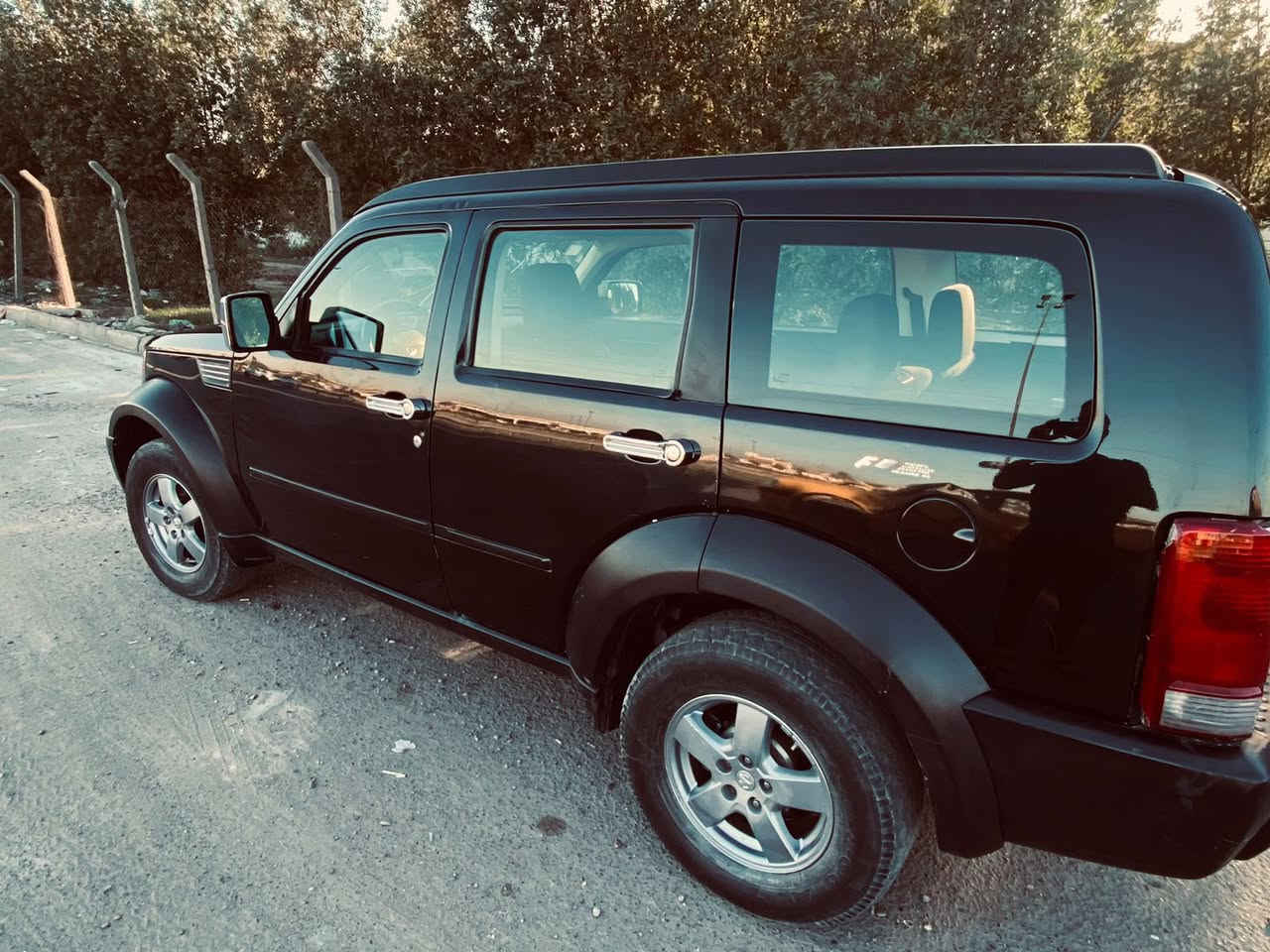 السلام عليكم دوج مترو مديل2008سيارة نضيفة جاهزة مكينتهة 3700سارة مكفولة من ضربة سعر$95تحويل مباشر بسم ابن عمي رقم هاتف 📞 *********** مكان بغداد شعب
