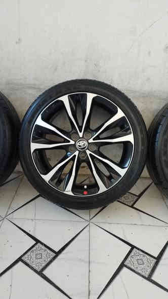 اسلام عليكم واصل وجب جديد طخم عدد 4 ويل تايرات كورلاSE موديل 2018حجم 17 شريكة أصلي كندي لا كسر لا عواج لا لحيم لا تصلح لا صباغ  شرط الفحص طخم طايرات اخو جديد قياس 215/45/17سعر 350 الف عنوان كركوك قادسي أو لا يم نادي سولاف *********** ***********
