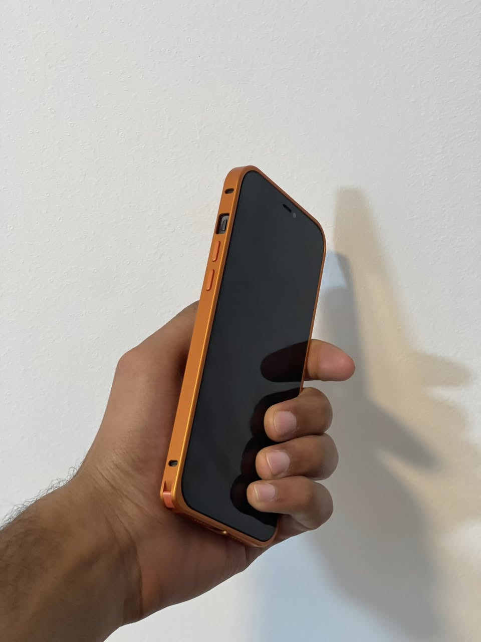 السلام عليكم ايفون 12 برو ماكس محور 17 مبدل شاشة الفيس ايدي شغال شاشة اصلية مال شركة 3 خيارات بس الضهر مالته البلادي مكسور ف حورته فوك الكسر ما بدلت الضهر هاي نضافته مبينه بالصور السعر (300) بي مجال بسيط جدا او مراوس ب لابتوب 
***********
