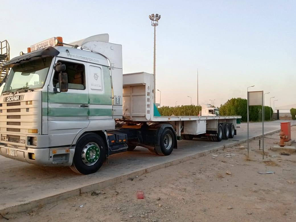 السلام عليكم سكانية بطة للبيع بس راس مسجله فلات راس قاطرة اونصف مقطورة بدن ثابت كير ٤×٤ مكينة ١١٣ سودة قمارة بلادية بدون صبغ بيهه جراد شاصي ١٠ مكفول سيارة جاهزه من كلشي تخم تاير رقم انكليزي بسمي فقط بس راس للبيع مكان السياره ذي قار  السعر[145$]بيهه مجال قليل رقم الهاتف (***********}     (***********)انة مكلف بل نشر
