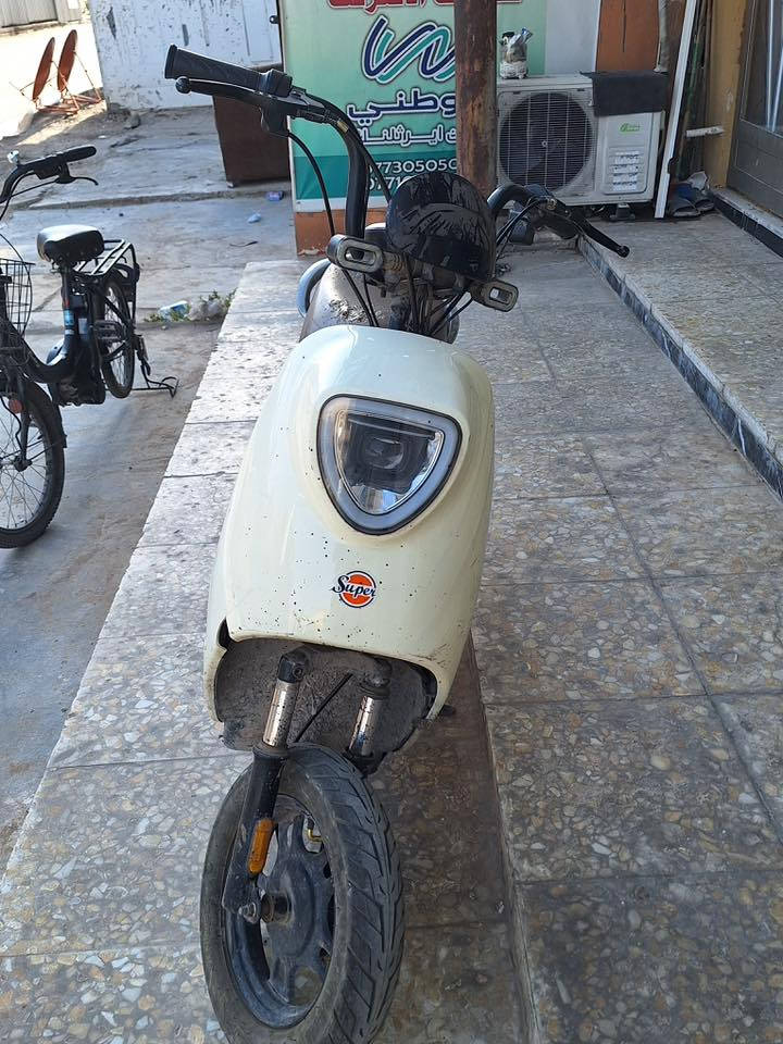 دراجه شحن للبيع بريك امامي وخلفي وبنزات كلهن جدد فقط محتاجه بطاريات للسعر اكتب 2 او اتصل *********** وبي واتساب
