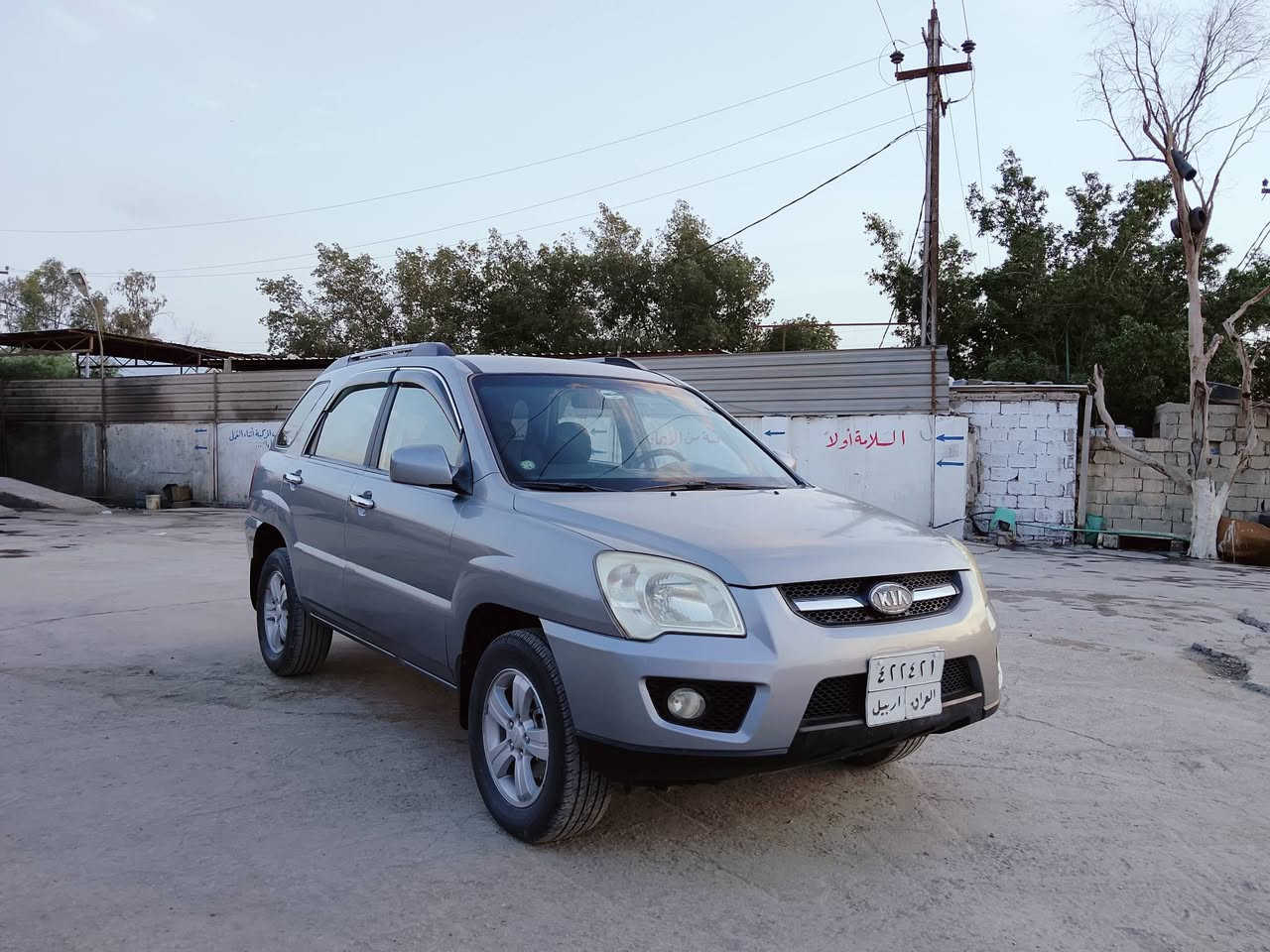 يالله 2009مكفولة من الضربة فقط قطعة وحدة صبغ جراد  مكينة وكير مامفتوحة حدادية وتخم تايرجدد رقم اربيل بسمي تحويل مباشر *********** السعر 97 وبي مجال مكان كربلاء الحسينية
