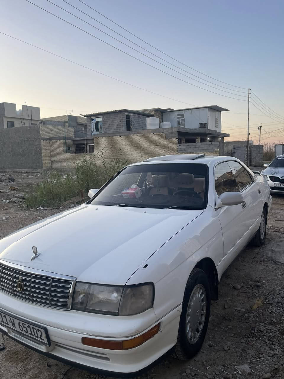 سلام عليكم
كراون بطه للبيع موديل 92 متصل رقم بغداد بسمي انكليزي 
سيارة جاهزة من كلشي كير مكينه حداديه تايرات كلهن جديد 
حادثها فقط جاملغ الخلفي ضربه خفيفه فقط باقي سيارة كله كفاله. من كص او نقل جثه او عيب شرعي اضمالك تحويل وكافه من كلشي 
السعر60 وبيها مجال 
اتصل او وتساب /***********.
مكاني بغداد حي جامعه او حي جهاد
