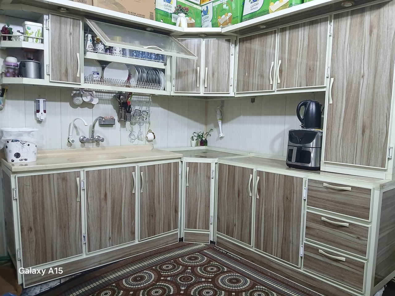 سلام عليكم
أغراض للبيع استعمال قليل 
تخم تزكام درجة أولى ٦٥٠وبي مجال 
الكاونتر تزكام ٧٥٠ وبي مجال الامنيوم درجة أولى 
المجمدة ٣٠٠
الاستفسار ***********
