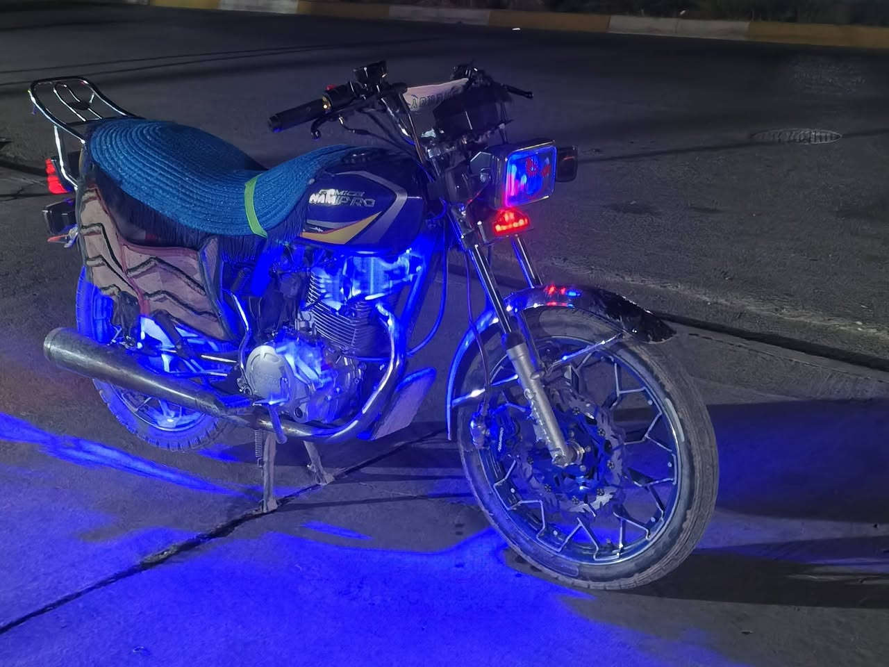 ماطور نامي برو موديل 24 محرك 200 ماطور ماطاخه اسبانه شرط الفحص موجود خاص او هاذه الرقم *********** السعر 670 وبي مجال

