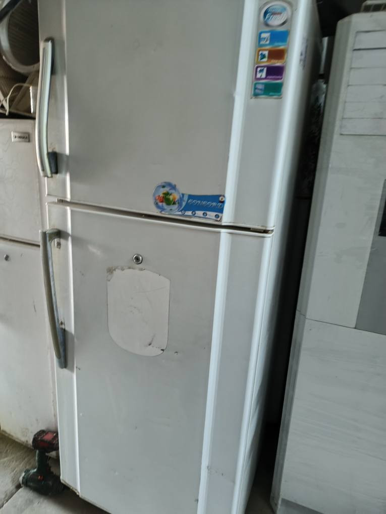 ثلاجات جميع الأحجام واسعار مناسبه كربلاء الحر قرب مستشفى التركي الاتصال *********** كربلاء, العراق
