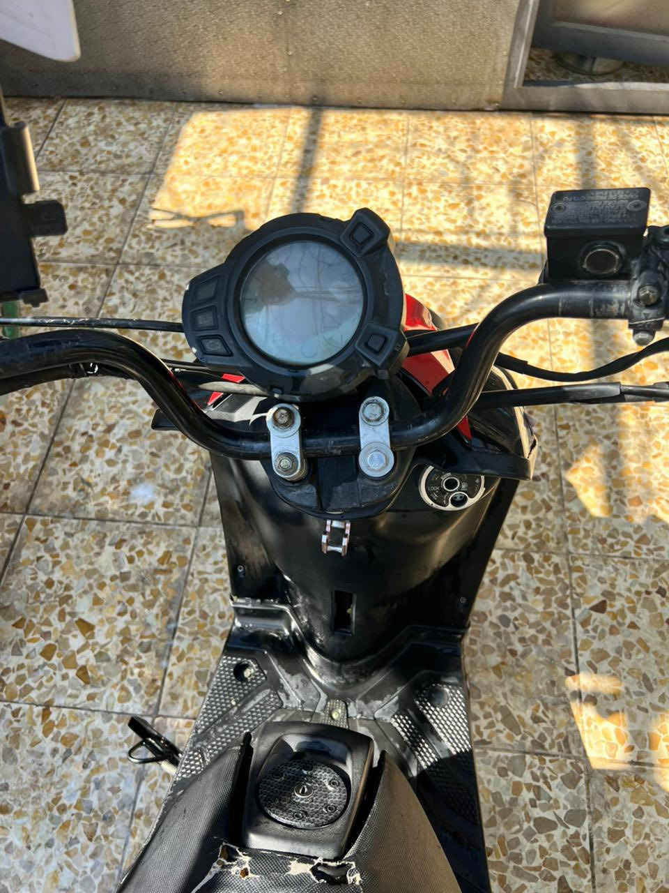 دراجه سكنس جبلي للبيع السعر 950 وبيه مجال العنوان الدولعي جكوك الرقم هاتف ***********
