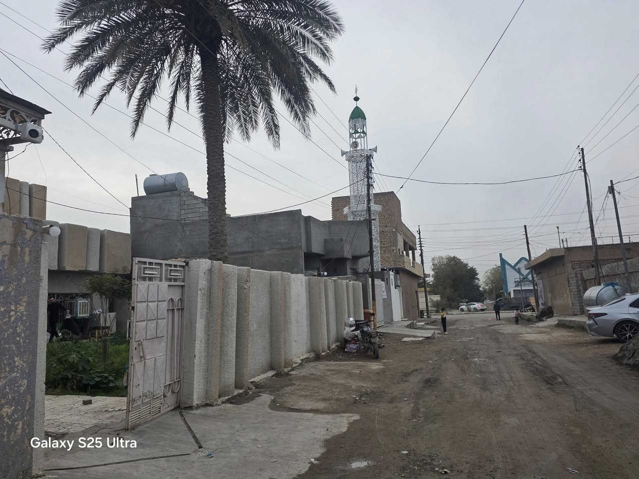 السلام عليكم دار بحي البوشامان مجاور الشارع الرئيسي موقع مميز جدا مجاور مدرسة المتوكل المساحة 529 متر 
***********
***********
