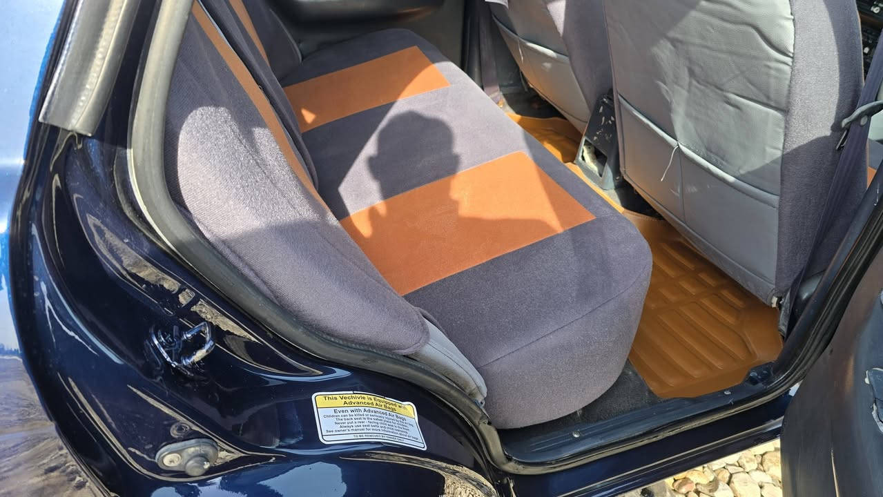 كيه سفيه موديل ٩٤ رقم بغداد مشروع وطني كير عادي مصبوغه عام للجماليه مكفوله من ضربه ولكص تخم تاير حداديه جام كهربيات مسجل كلها شغاله سعر ٣٥ العنوان بابل شوملي الموبايل ***********
