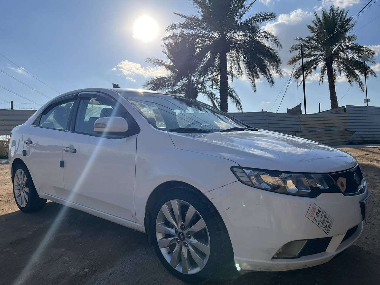 سيراتو موديل 2010 كربلاء
سياره كفاله فقط شويه صبغ موضح بالصوره 
تبريد شغال 
تخم تاير جديد 
السياره جاهزه 
السعر 105$ وبيه مجال 
للتواصل 
***********
***********
