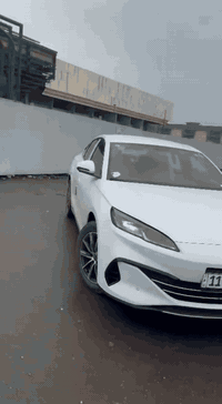 بي واي دي موديل 2025 ســيل6 

جميع التفاصيل داخل الفيدو شاهد للنهاية 

💎 ســعــر ✅ ::  الــرد تلقائي 📮

رقم صاحب سيارة ::::::- ***********
