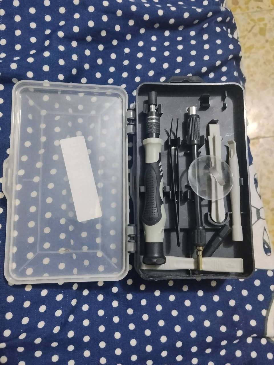 ادوات تصليح الهاتف ما مستخدمه كثير ناقص منها رقمين فقط نفس ما موضح بالصوره ليس فقط للهاتف لاشياء اخرى الكترونيه ايضا هن والتوصيل 20,000


**إذا كنت صاحب هذا الإعلان وتريد حذفه لأي سبب، رجاءا أرسل رسالة إلى الدعم الفني**