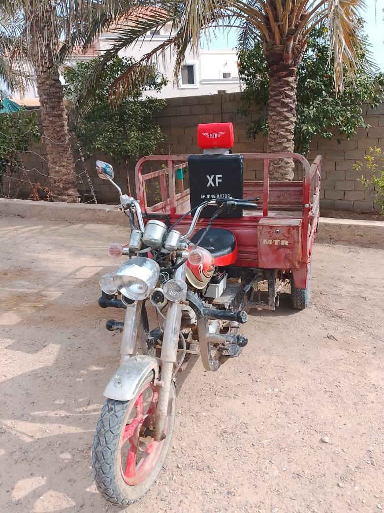 2019 جاهزه من كل شيء السعر 700 وبيها مجال بسيط ***********
