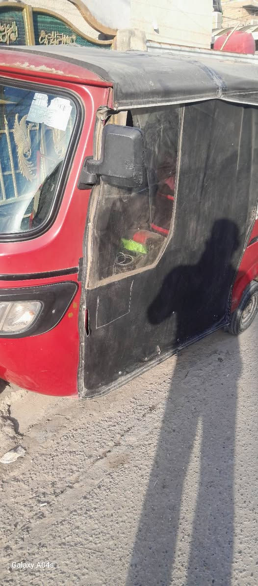 السلام عليكم تكتك تي في اس موديل 19اوراق اصليه كامله وبيه معامله مال ترقيم هم كامله تكتك بمعنى الكلمه جاهزه كل نقص مابيه السعر 3500وبيه محال مكاني بغداد الشعب ***********
