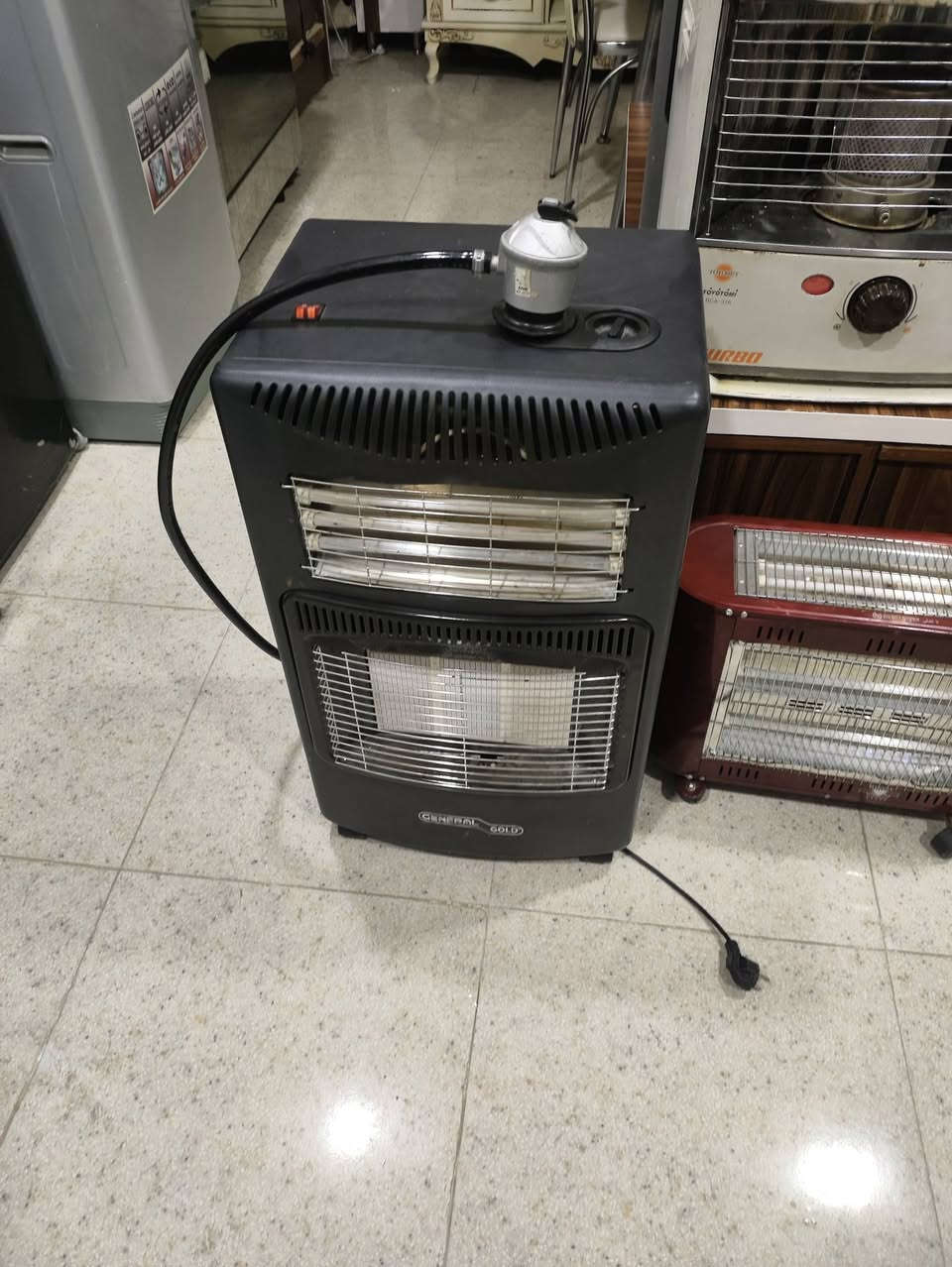 اغراض منزليه للبيع أربيل يوجد توصيل تواصل خاص وتساب ***********
