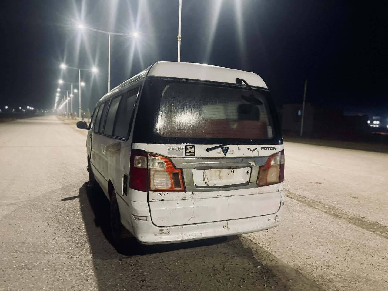 ، السلام عليكم فتون للبيع موديل 2010 لسيارةتخم تاير جدد كهربائيات كامله شغاله مكينه حلوة كير اكسن مكفولات رقم أنبار احمر  سيارة جاهزة كبل للشارع  السعر 30وبيها مجال مجال الشراي مكاني صلاح الدين /الدور رقم الهاتف ***********  حداديه زينه سيارة ناعمه. علماً السياره بسمي وهزه جديده
تريد بصمه تريد وكاله
