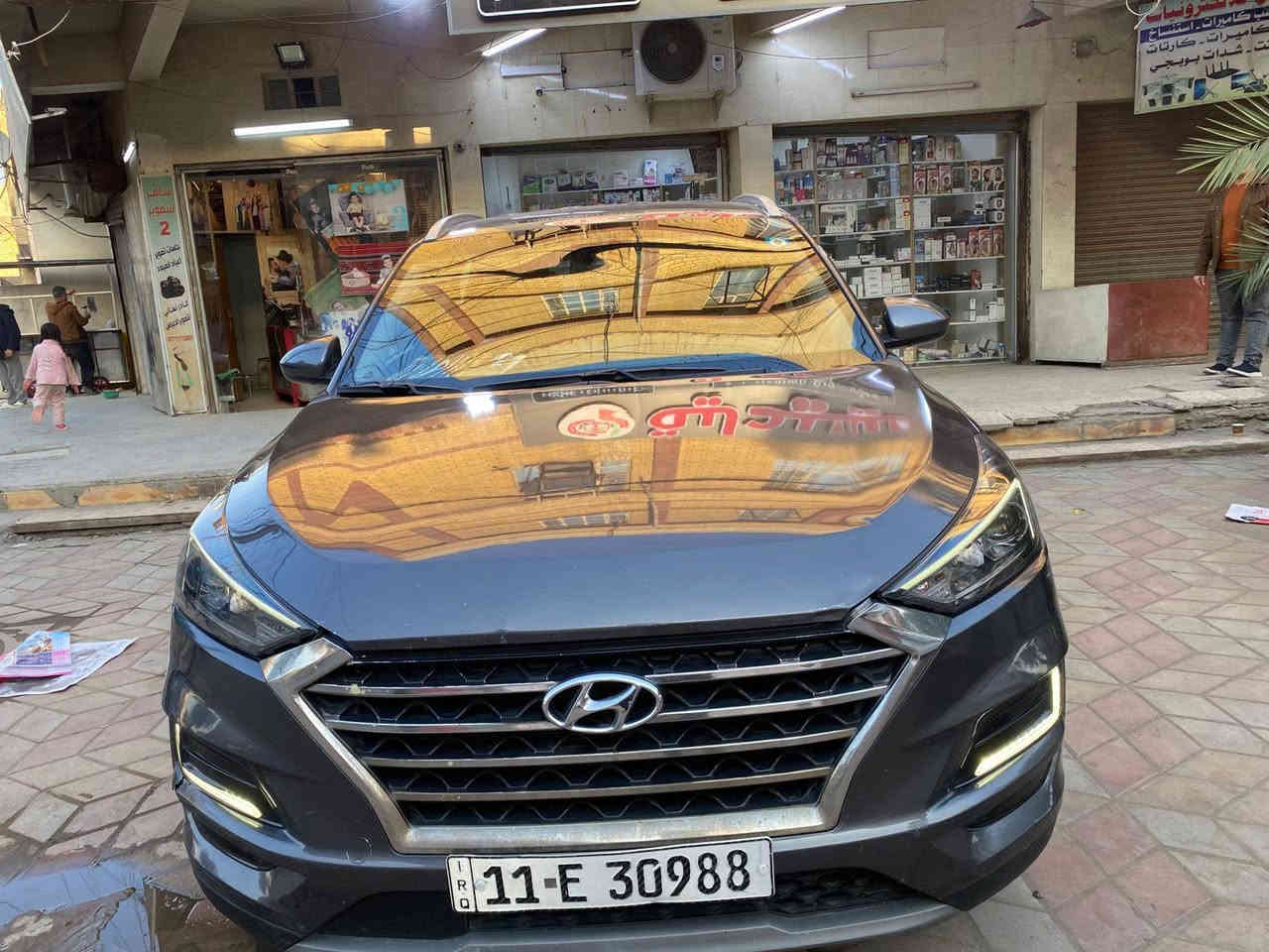 سلام عليكم
توسان موديل ٢٠٢١
فول عد الفتحه 
وارد امريكي 
محرك ٢٤٠٠ جي دي اي 
ماشيه ٥٥ الف ميل 
كير محرك كفاله عامه 
رقم بغداد الدولي بأسمي 
ناشر الك صور الحادث والسونار 
السياره بدون ايرباك 
عنوان بغداد خلف مرور الرستميه 
حي الخليج 
سعر مناسب جدا ١٤٩ وبيها مجال بسيط جدا جدا 
رقم الهاتف *********** علي
