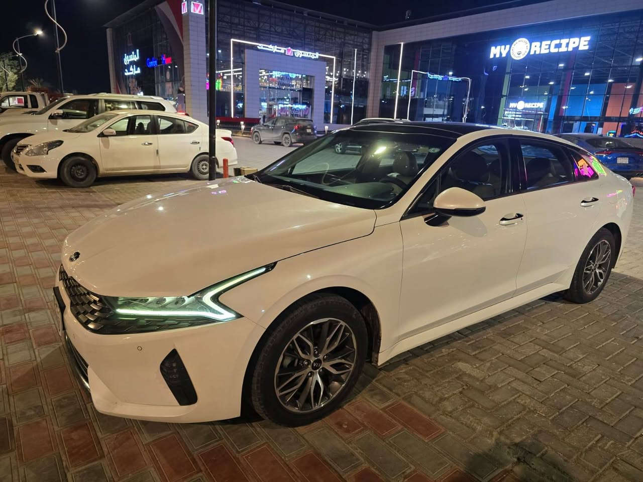 السلام عليكم
كي فايف للبيع 21 خليجي فول مواصفات محرك الفين دوش السياره مكفوله صبغ تبديل بيه بارد قليل بلدور جاملغ خلفي فوك التاير ***********
