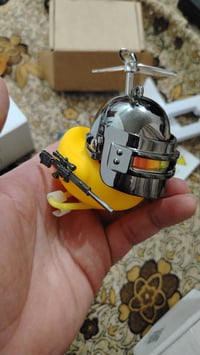 خوذة • سلاح حديد • قطعة