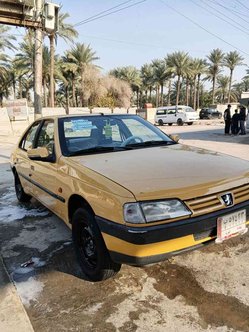 للبيع فقط بيجو جيلكس موديل 12
كفاله عامة تخم تاير ودوشمة لداخل كير ومكينة 
تراي جديد لاضربة ولا تبديل 
مكاني شهداء البياع السعر 40
شراي اتصل ***********
