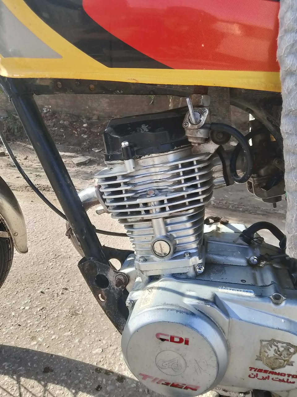 السلام عليكم للبيع تايكر موديل 20 نضيفه اوراق أصولي كهربايت كله شغاله السعر 350وبيها مجال مكاني الحله قضاء المحاويل***********
