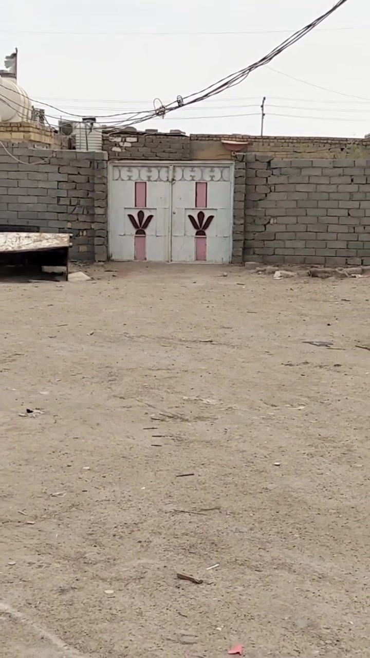 السلام عليكم يوجد بيت حواسم للبيع  سوق الشيوخ  حي الشهداء قرب انصار زهير مساحة 300 متر
السلام عليكم يوجد بيت حواسم للبيع  سوق الشيوخ  حي الشهداء قرب انصار زهير مساحة 300 متر
للاستفسار اكثر الاتصال على الرقم

 ا 👇

‏‪0788 005 6969‬‏
