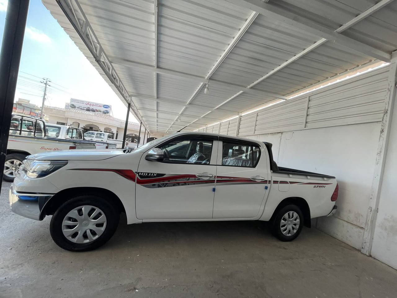 سلام وعليكم 
تويوتا هاي لوكس موديل 2025 
ماشي 12 الف  
سيارة دعاميه ل دعامية مكفولة عامه بدون بارد بدون ملاحزات كلوو بشرت سياره جاهزة 
سعر سياره 260 مجال مكان سيارة عقرة رقم موبايل *********** اكر, نينوى
