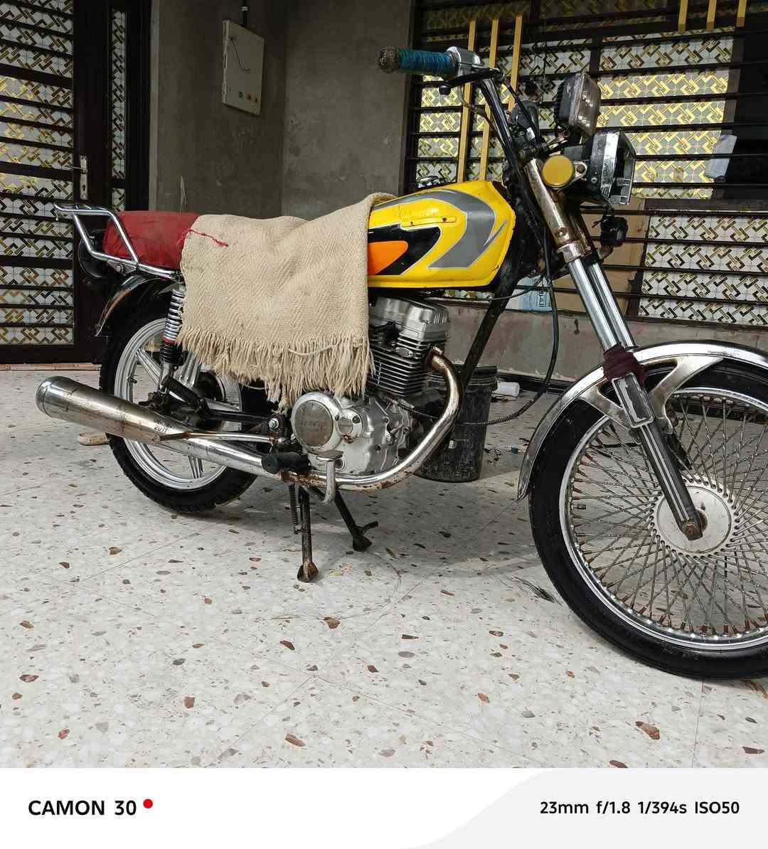 اربعه كير للبيع محرك ستوته دراجه نضيفه تخم تاير كهربائيات ***********
