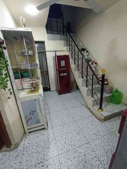 بيت للبيع نص قطعة ٨٠ متر اماميه كما مبين لكم في الصور الوسطاني الاولى يرهم مراوس بيت بحي الجوادين ومنطقة اجكوك مع الاتفاق بين الطرفين مراجعة شركة الجبل للمقاولات العامة بيع وشراء القطع الاراضي والبيوت في بغداد  للاستفسار ***********
