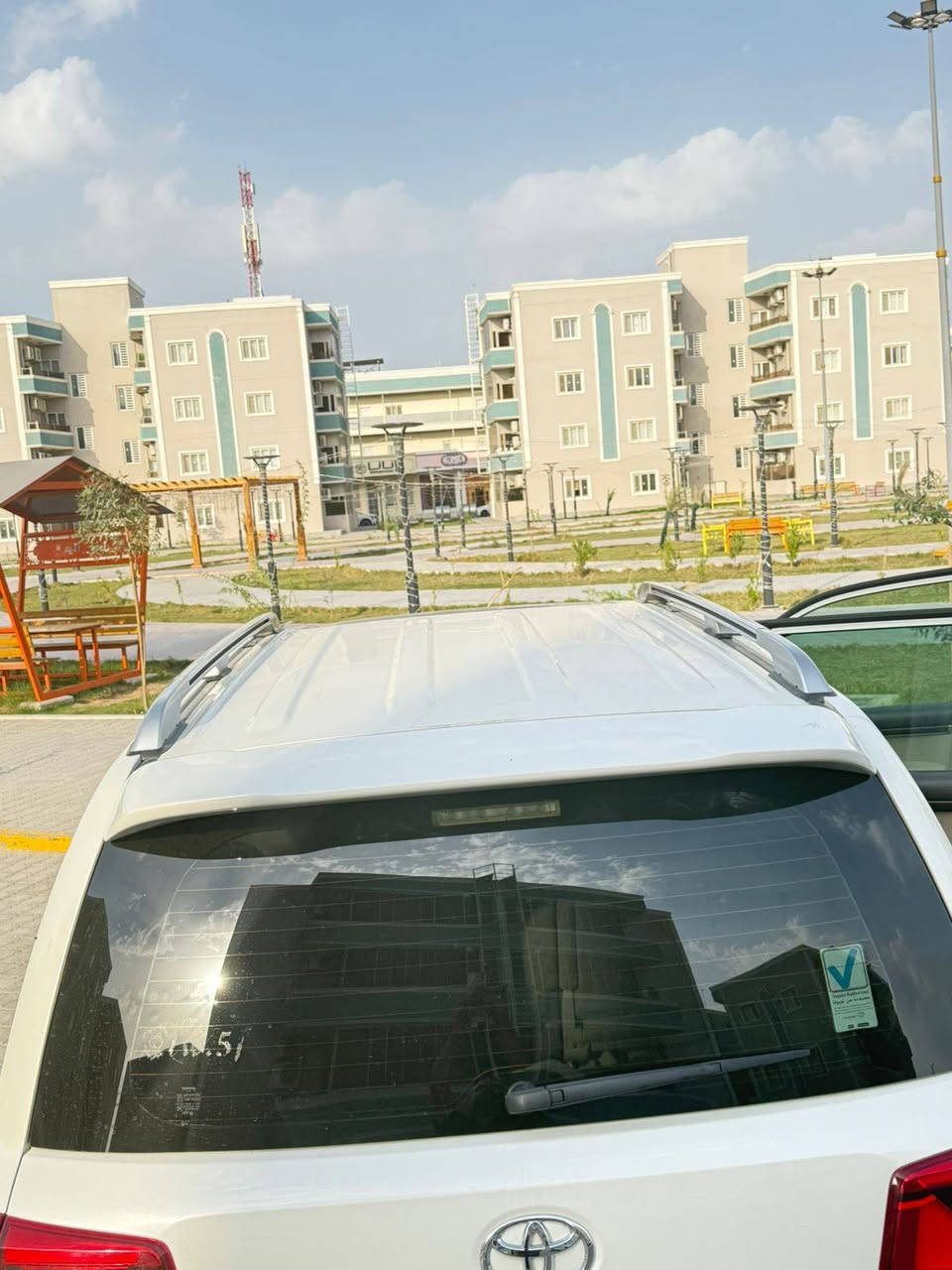 لاندكروزر ٢٠١٩ كراند تورنك ساز رقم بصرة الجديد (السيارة كفالة عامة ) بيها بارد صغير بالجاملغ الأمامي 
مكاني البصرة 
للإستفسار  
***********

